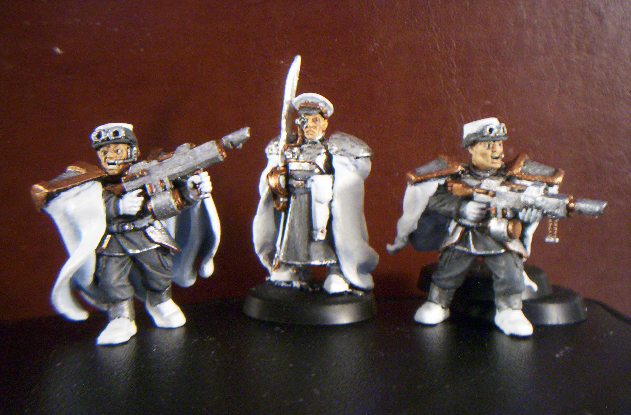 Imperial Guard Two Guardsmen And An Officer Two Guardsmen And An Officer Gallery Dakkadakka 1326